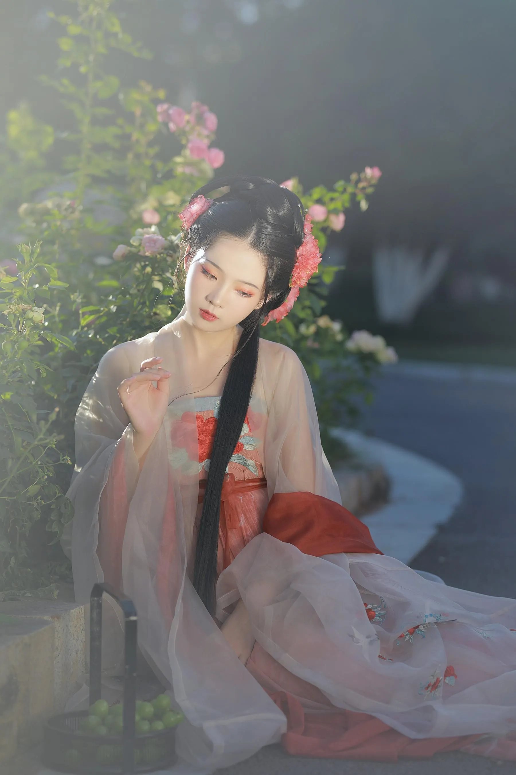 [YITUYU艺图语]2022.09.06 美人迈兮音尘阙 落花人独立 [34P]插图4